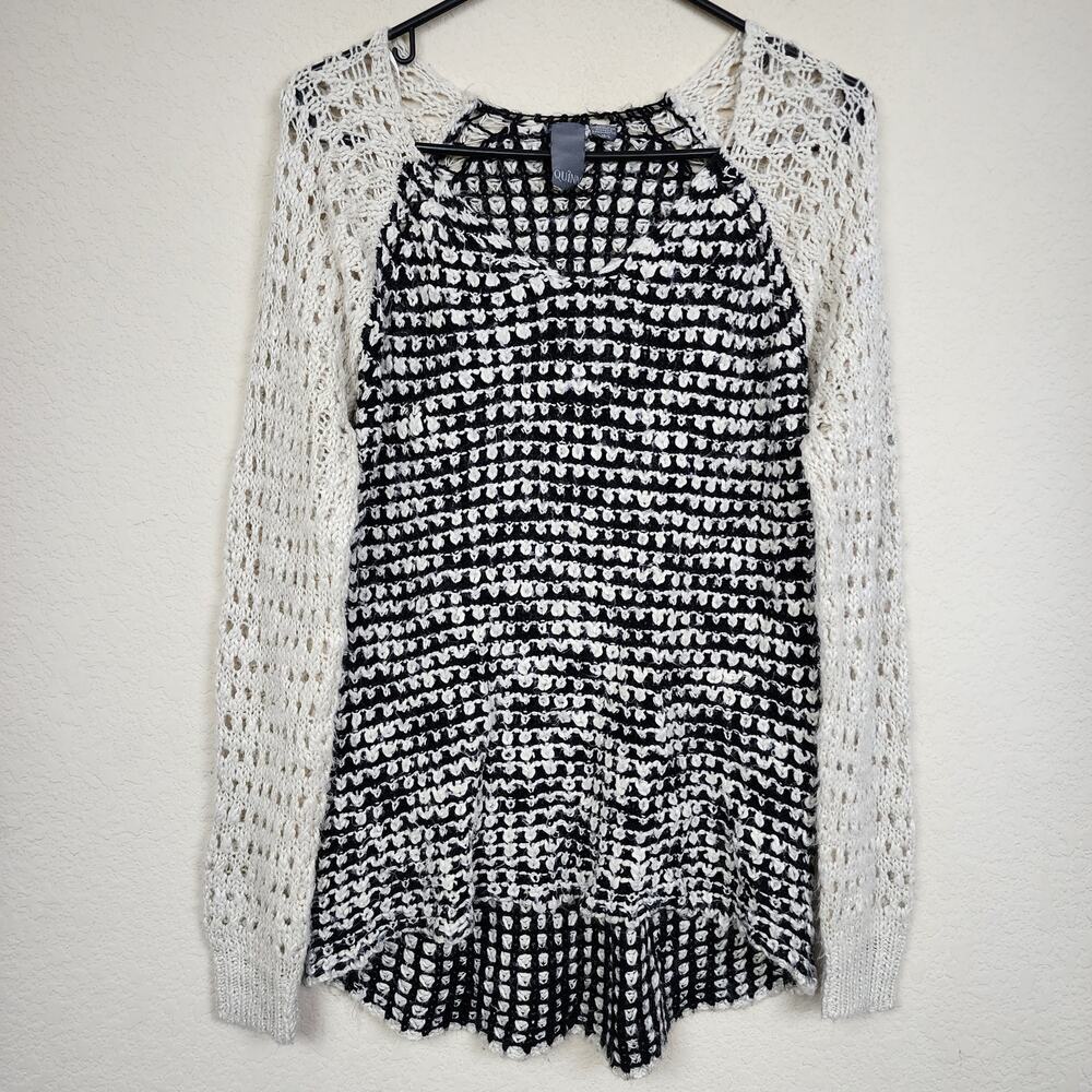 Quinn Large Long Sleeve Sweater